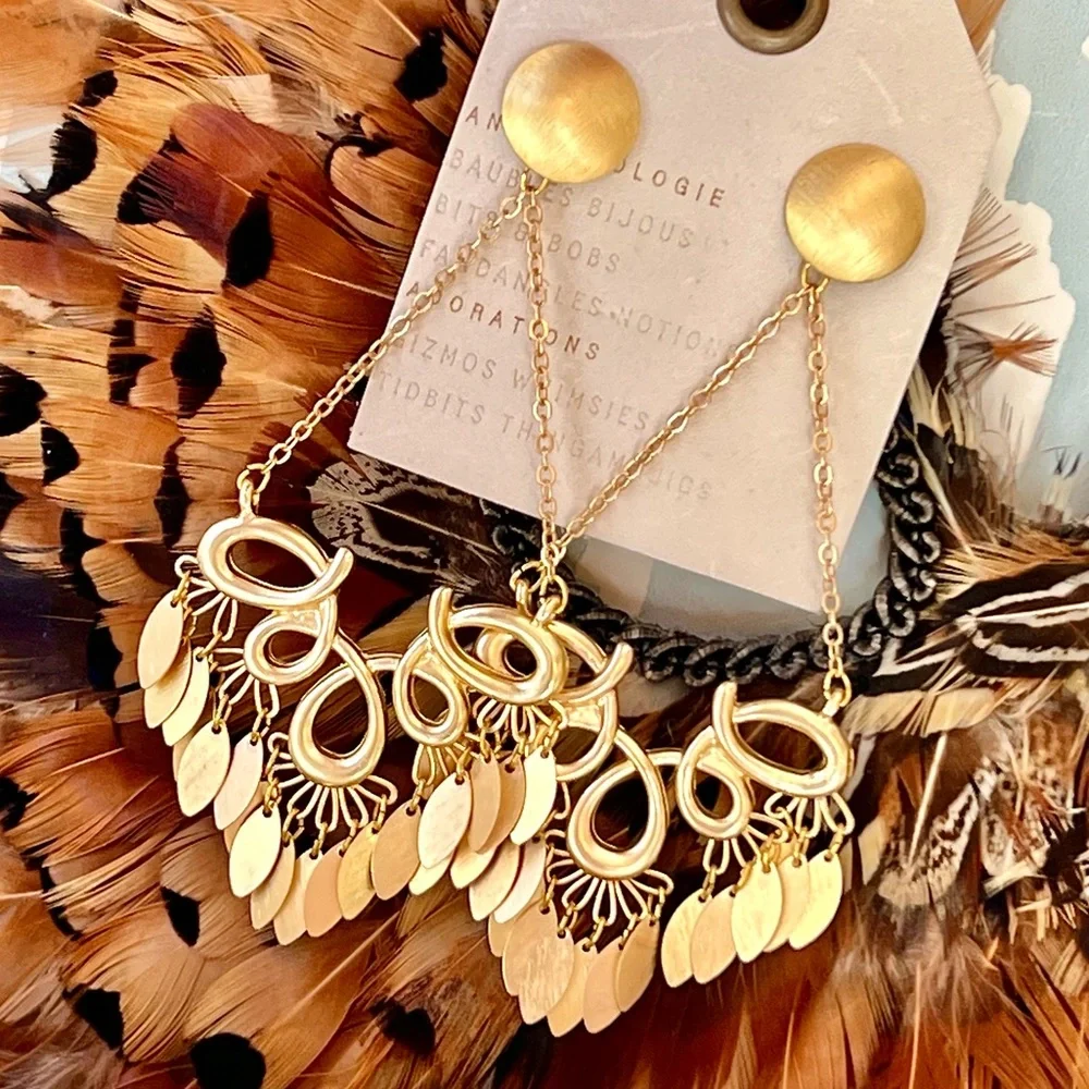 πΊπHPππΊ NWT Anthropologie Gold Scroll Chandeliers - Picture 5 of 16